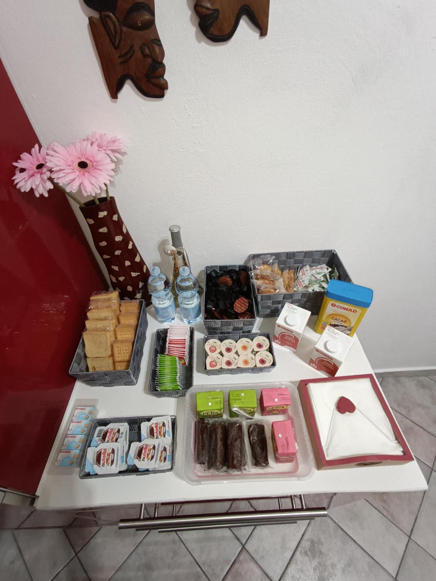 ליבורנו Casa Vacanze Completa Di Tutto E Anche Di Piu מראה חיצוני תמונה